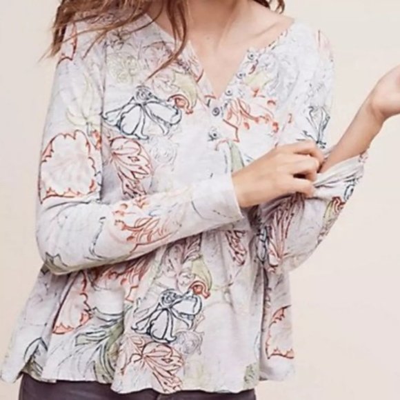 🎉Host Pick!🎉 Anthro Meadow Rue Grey Floral Henley, M - Picture 1 of 8